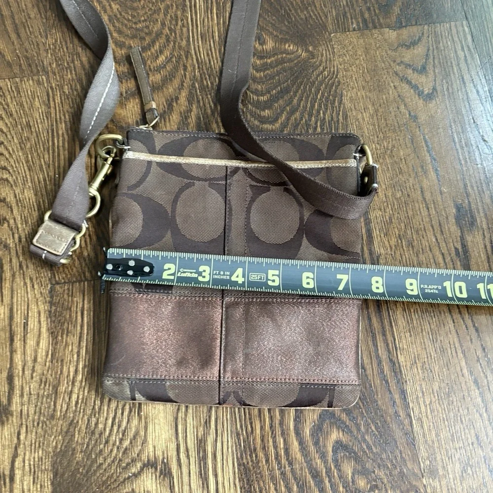 VTG Coach Signature Logo Swingpack Crossbody Bag Purse Brown Adjustable Strap